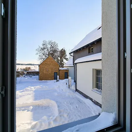 U Kovarny アパート